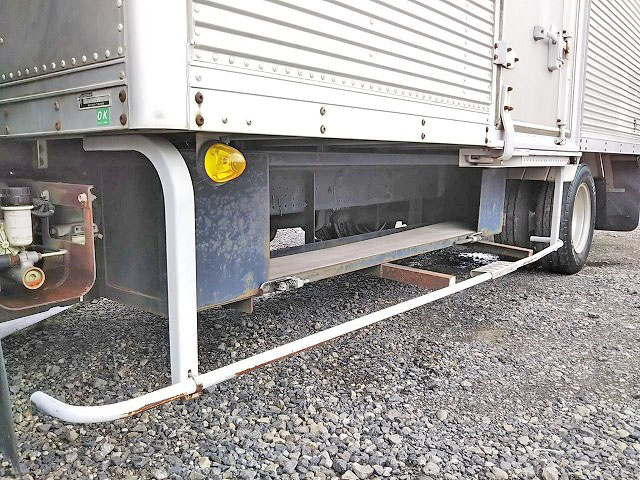 いすゞエルフアルミバン小型（2t・3t）[写真17]