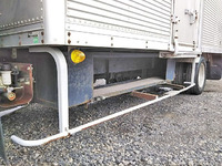 いすゞエルフアルミバン小型（2t・3t）[写真17]