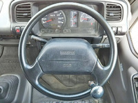 いすゞエルフアルミバン小型（2t・3t）[写真36]