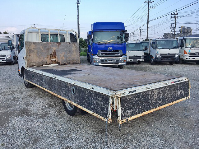 日野デュトロ平ボディ小型（2t・3t）[写真12]