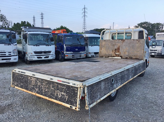 日野デュトロ平ボディ小型（2t・3t）[写真13]