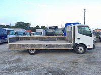 日野デュトロ平ボディ小型（2t・3t）[写真08]