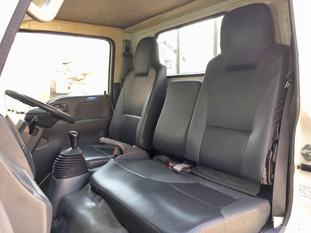 いすゞエルフ平ボディ小型（2t・3t）[写真30]