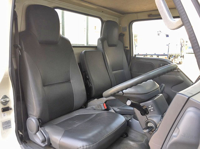 いすゞエルフ平ボディ小型（2t・3t）[写真31]