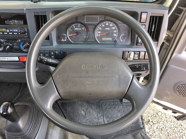 いすゞエルフ平ボディ小型（2t・3t）[写真35]