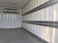 三菱ふそうキャンター冷凍車（冷蔵車）小型（2t・3t）[写真11]