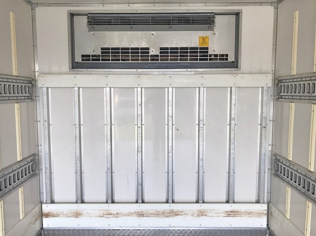 三菱ふそうキャンター冷凍車（冷蔵車）小型（2t・3t）[写真14]