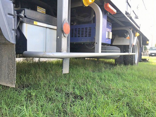 三菱ふそうキャンター冷凍車（冷蔵車）小型（2t・3t）[写真20]