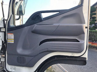 三菱ふそうキャンター冷凍車（冷蔵車）小型（2t・3t）[写真30]