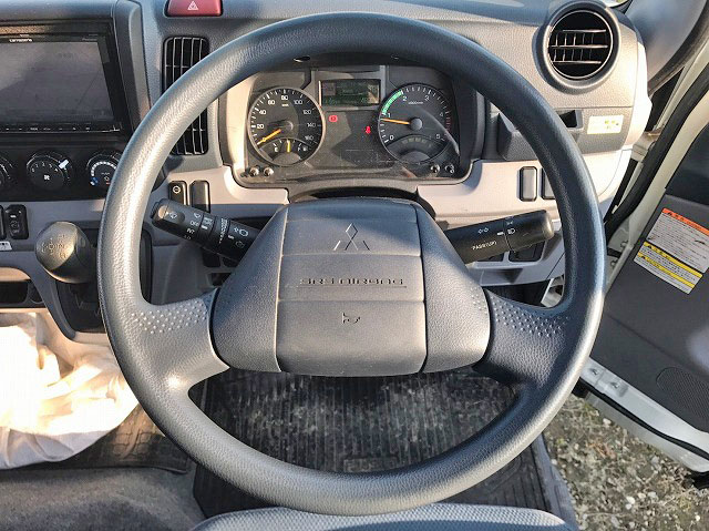 三菱ふそうキャンター冷凍車（冷蔵車）小型（2t・3t）[写真35]