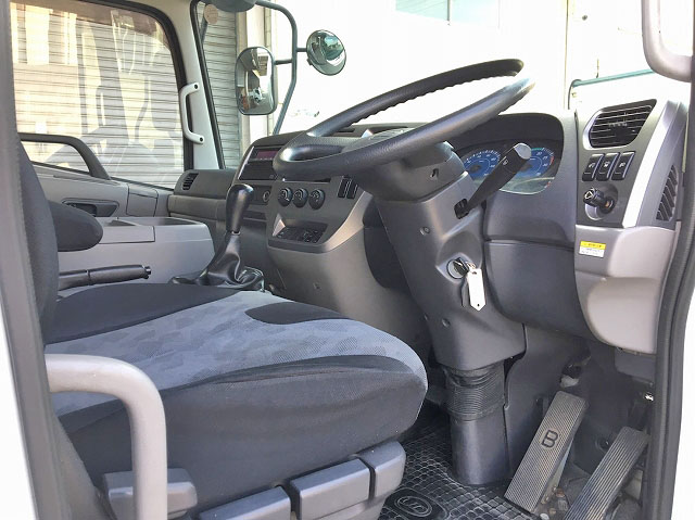 UDトラックスコンドルアルミウイング中型（4t）[写真35]