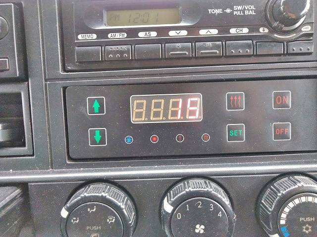 三菱ふそうキャンター冷凍車（冷蔵車）小型（2t・3t）[写真18]