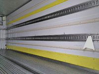 三菱ふそうキャンター冷凍車（冷蔵車）小型（2t・3t）[写真07]