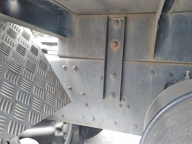 三菱ふそうスーパーグレートトレーラーヘッド（トラクターヘッド）大型（10t）[写真20]