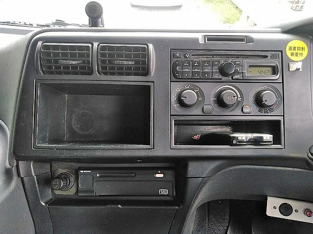 三菱ふそうスーパーグレートトレーラーヘッド（トラクターヘッド）大型（10t）[写真33]