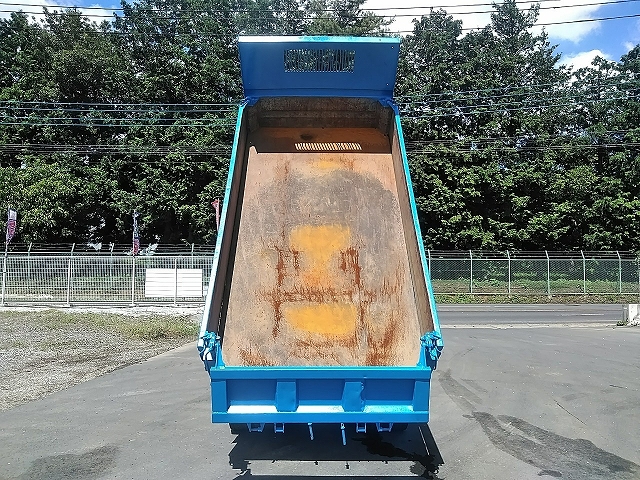 いすゞエルフ三転ダンプ小型（2t・3t）[写真13]