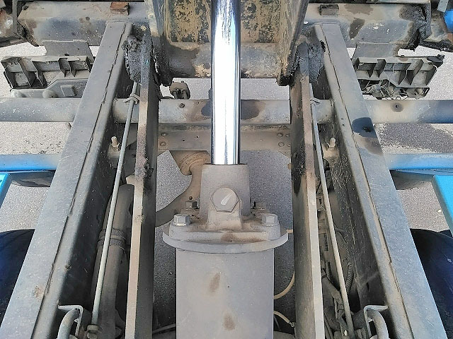 いすゞエルフ三転ダンプ小型（2t・3t）[写真18]