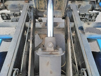 いすゞエルフ三転ダンプ小型（2t・3t）[写真18]