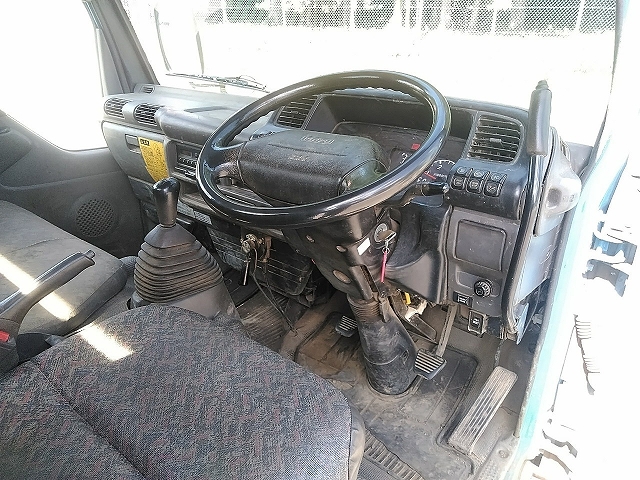 いすゞエルフ三転ダンプ小型（2t・3t）[写真32]