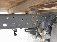 いすゞエルフ平ボディ小型（2t・3t）[写真17]