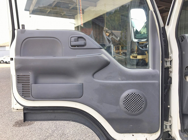 いすゞエルフ平ボディ小型（2t・3t）[写真25]