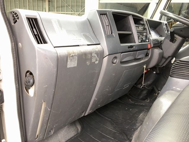 いすゞエルフ平ボディ小型（2t・3t）[写真30]