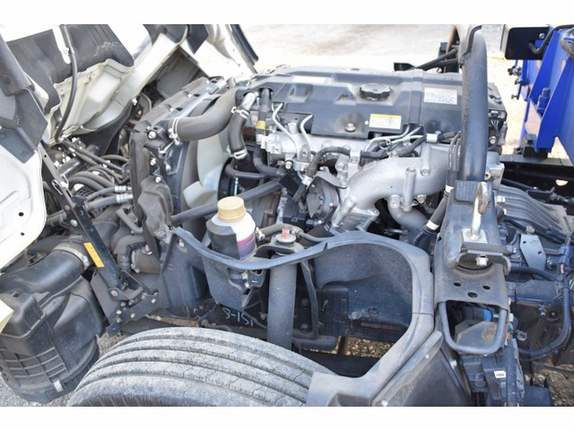 三菱ふそうキャンタークレーン4段小型（2t・3t）[写真19]