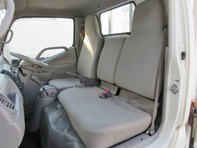 トヨタダイナ平ボディ小型（2t・3t）[写真20]