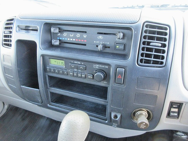 トヨタダイナ平ボディ小型（2t・3t）[写真26]