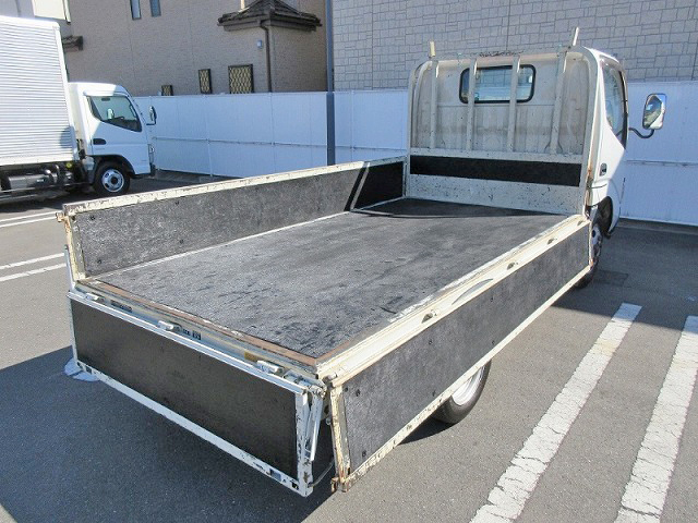 トヨタダイナ平ボディ小型（2t・3t）[写真07]
