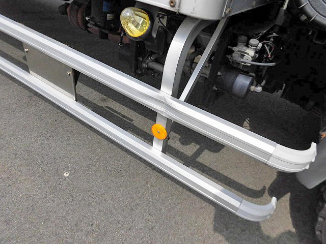 日野レンジャーアルミバン増トン（6t・8t）[写真05]