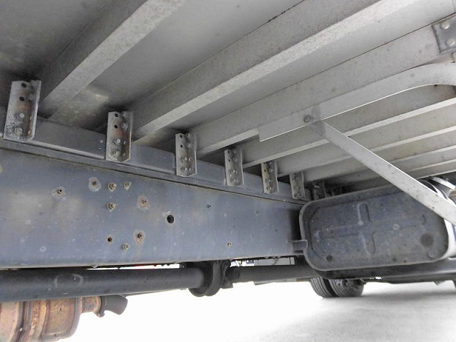 日野レンジャーアルミバン増トン（6t・8t）[写真06]