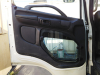 日野レンジャー平ボディ中型（4t）[写真20]