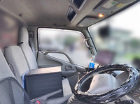 トヨタトヨエースアルミバン小型（2t・3t）[写真17]