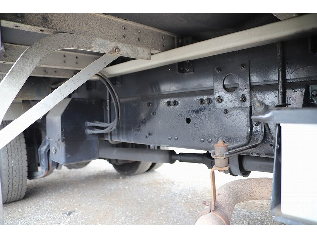 三菱ふそうファイターアルミウイング中型（4t）[写真17]