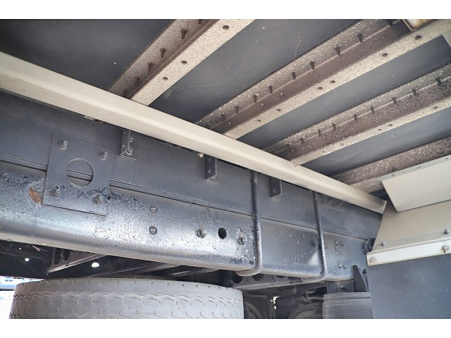 三菱ふそうファイターアルミウイング中型（4t）[写真19]