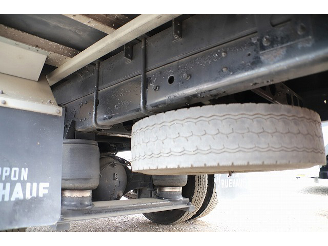 三菱ふそうファイターアルミウイング中型（4t）[写真21]