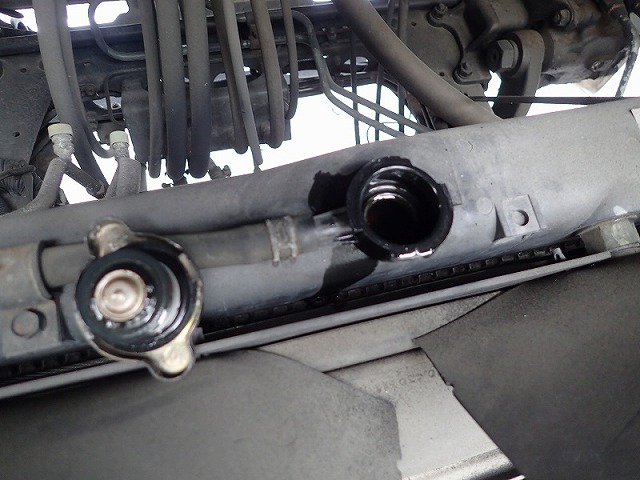 三菱ふそうファイターアルミウイング中型（4t）[写真28]