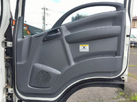 いすゞエルフアルミバン小型（2t・3t）[写真30]