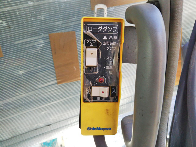 日野デュトロローダーダンプ小型（2t・3t）[写真38]