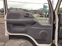 いすゞエルフ平ボディ小型（2t・3t）[写真28]