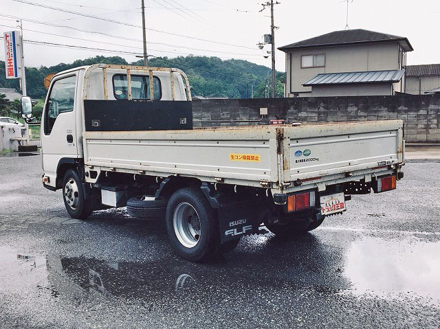 いすゞエルフ平ボディ小型（2t・3t）[写真04]