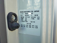 いすゞエルフアルミバン小型（2t・3t）[写真39]