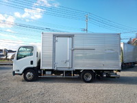 いすゞエルフアルミバン小型（2t・3t）[写真05]