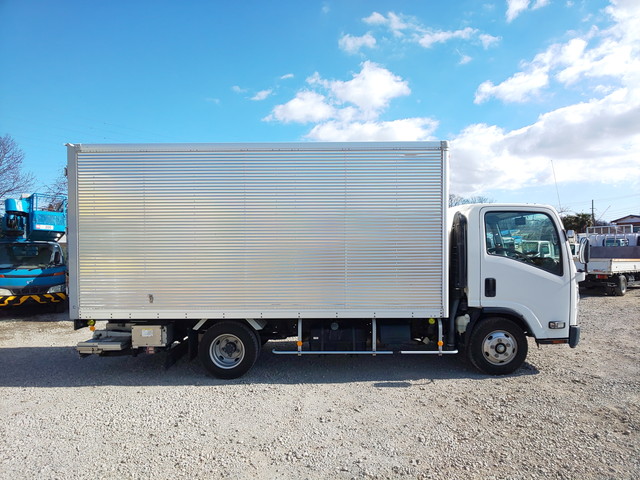 いすゞエルフアルミバン小型（2t・3t）[写真06]