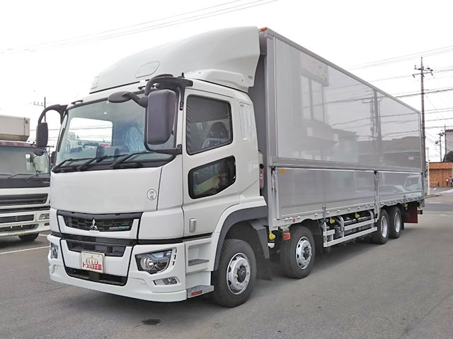 三菱ふそうグレートパネルウイング大型（10t）[写真05]