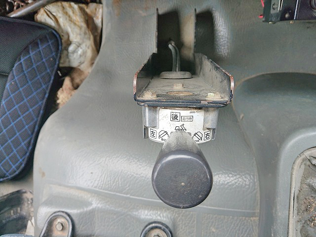 三菱ふそうファイター三転ダンプ中型（4t）[写真14]