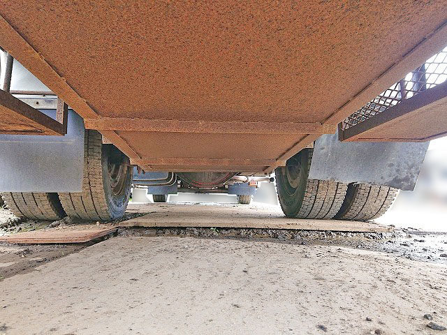 日野レンジャーセルフクレーン3段増トン（6t・8t）[写真20]