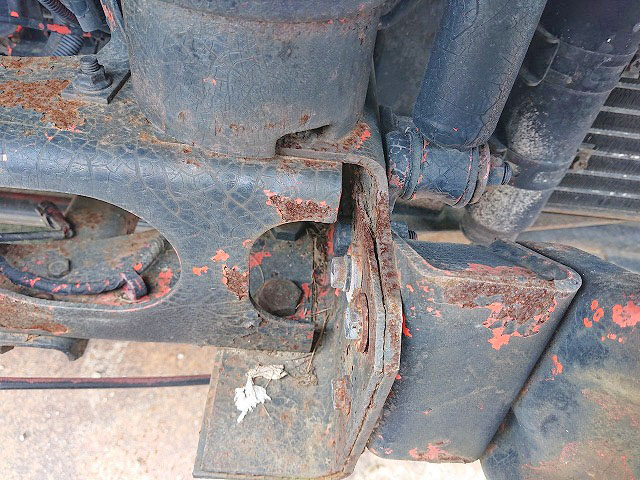 日野レンジャーセルフクレーン3段増トン（6t・8t）[写真30]