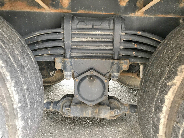 UDトラックスクオンセルフクレーン4段大型（10t）[写真25]